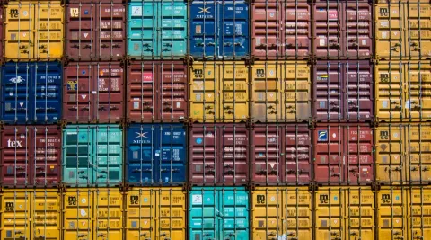 Docker === Love लेख का कवर